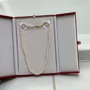 Cultured Pearl Necklace